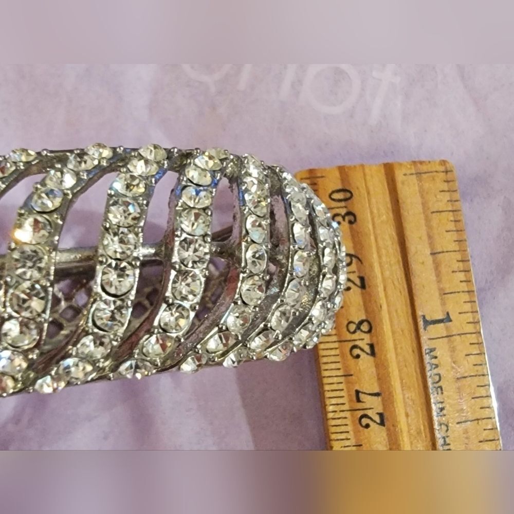 Vintage Chunky Silver Tone Rhinestones Zirconia Hinged Cuff Lattice Bracelet - Picture 13 of 14